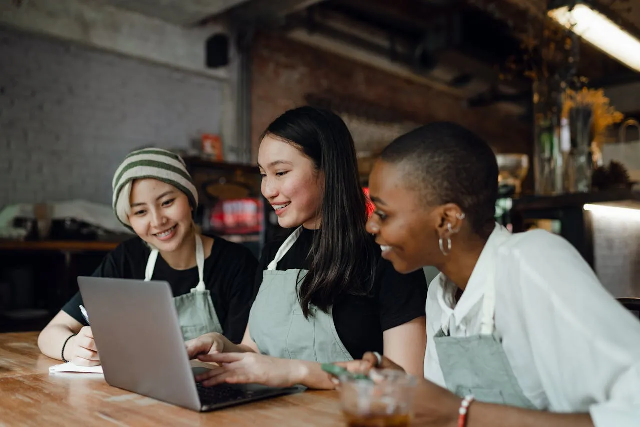 How Entrepreneurs and Small Businesses Can Leverage Zorin OS for Growth